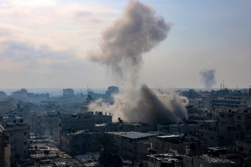 Serangan Israel di Gaza usai gencatan senjata berakhir. (AFP)