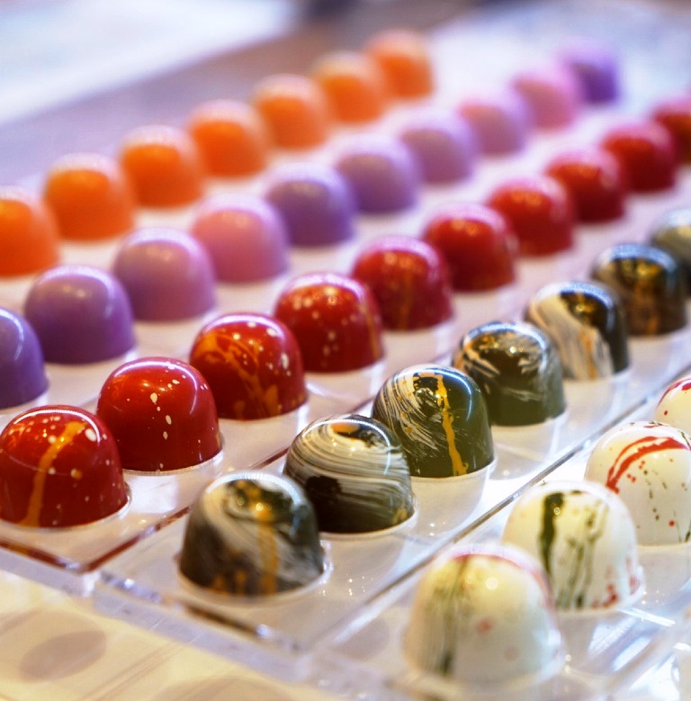 Salah satu dessert premium kebanggaan Kaybee's, coklat bon bons, dengan berbagai pilihan rasa yang unik. Dok. Ist