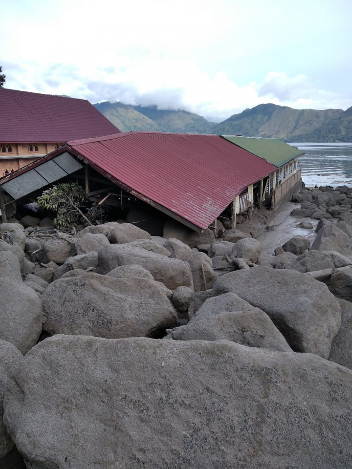 Banjir Bandang Terjang Humbang Hasundutan, 12 Warga Hilang