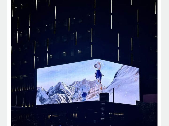 Menjelajahi Bumi Bersama Carten dan Senza