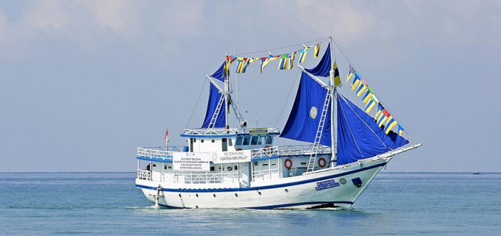 RS Terapung Ksatria Airlangga Rampungkan Pelayanan Kesehatan Masyarakat di NTB