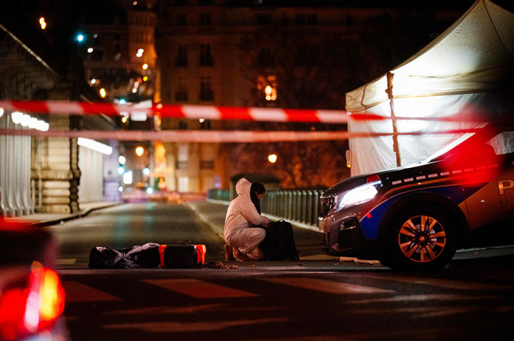 1 Orang Tewas, Dua Terluka dalam Serangan 'Teror' di Paris