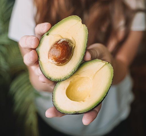 Memasukkan alpukat ke dalam makanan dapat membantu kamu menurunkan berat badan. (Foto: Ilustrasi/Dok. Unsplash.com)