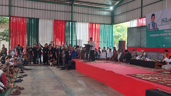 Pesan Anies Buat Santri: Kalau Mau Jadi Permata Harus Digembleng