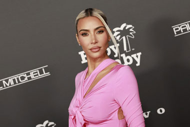 Kim Kardashian Bakal Jadi Pengacara di Serial Hukum Karya Ryan Murphy