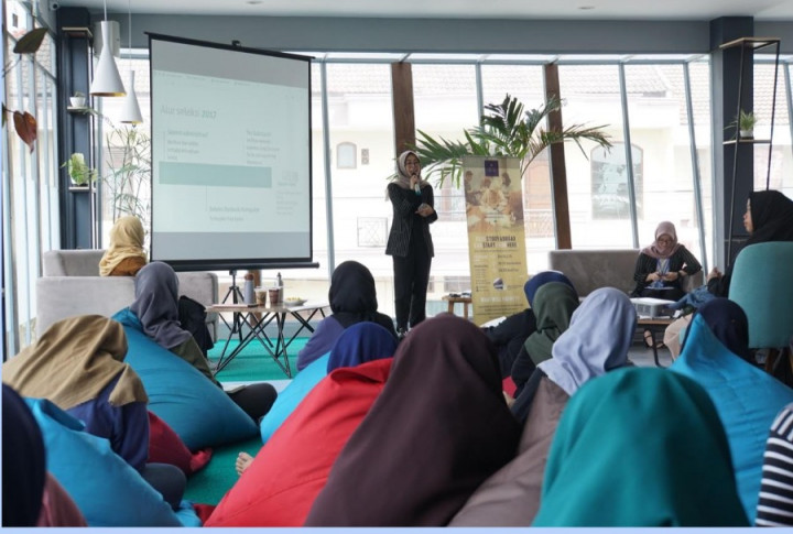 Sertifikat IELTS Jadi Golden Ticket Menuju Kuliah di Luar Negeri