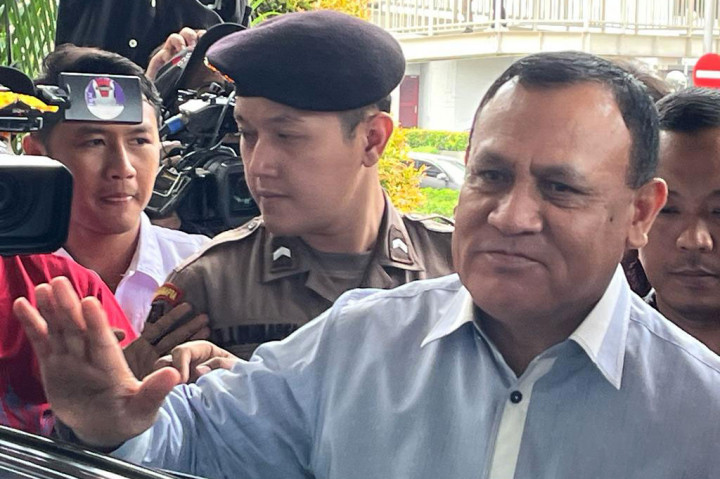 Firli Bahuri Selesai Diperiksa Dewas KPK