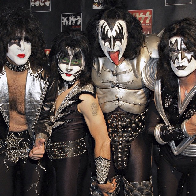 Band KISS Resmi Pensiun, Tetap Manggung dalam Format Digital