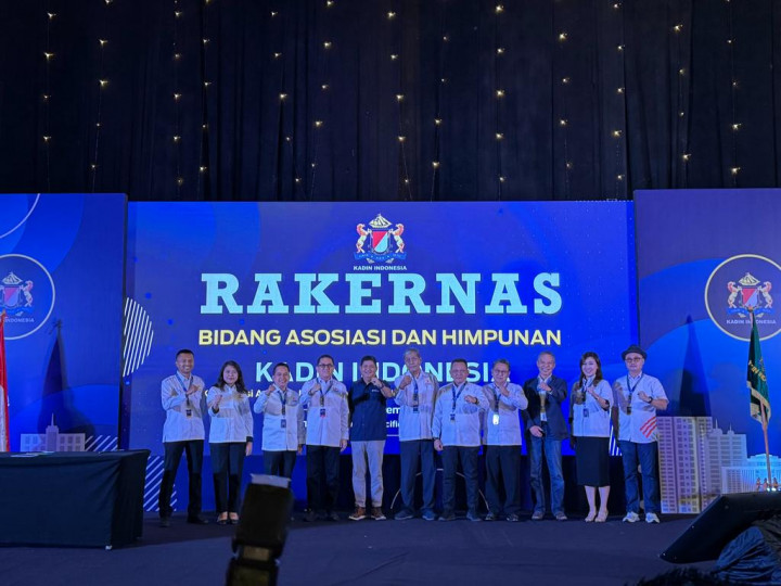 Sepakat Lindungi Pekerja, BPJS Ketenagakerjaan dan 11 Asosiasi ALB Kadin Jalin Kerja Sama