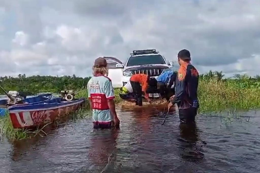 Sungai Meluap, Permukiman dan Akses Jalan di Mamuju Tengah Terendam Banjir
