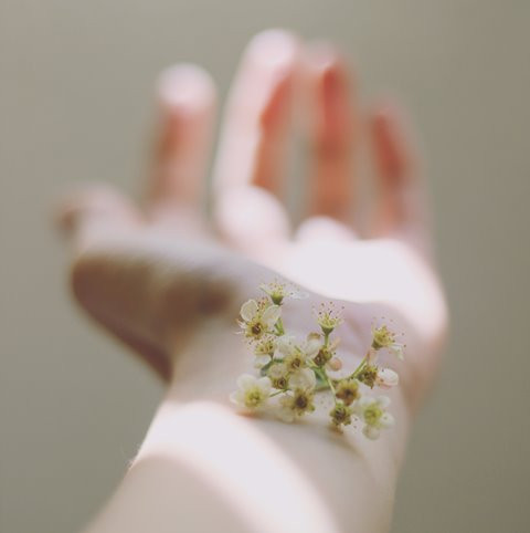 Belum Tentu Panu, Ini 5 Kemungkinan Bercak Putih di Kulit dan Cara Mengobatinya