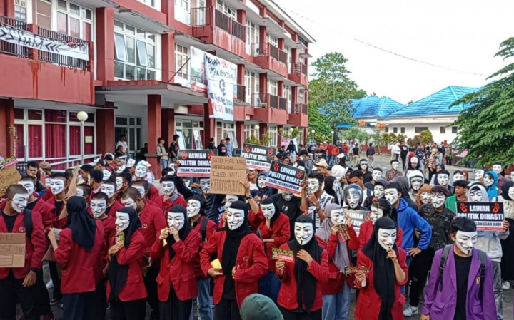 Mahasiswa di Sultra Serukan Tolak Politik Dinasti dan Pelanggar HAM
