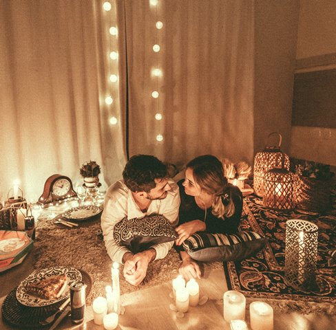 Duh! Kentut Saat Sedang Berhubungan? Ketahui Cara Mengatasinya