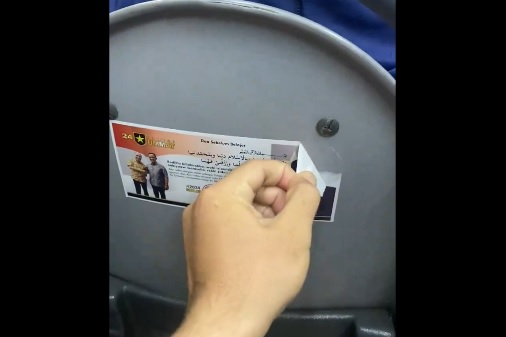 Viral Kursi TransJakarta Ditempel Stiker Caleg, Warganet: <i>Nyampah</i> Banget!