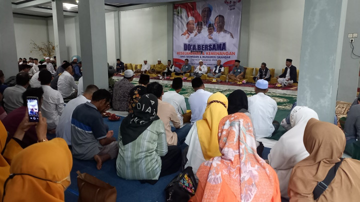 Relawan Bersama Kiai dan Santri di Jepara Doa Bersama untuk Kemenangan AMIN