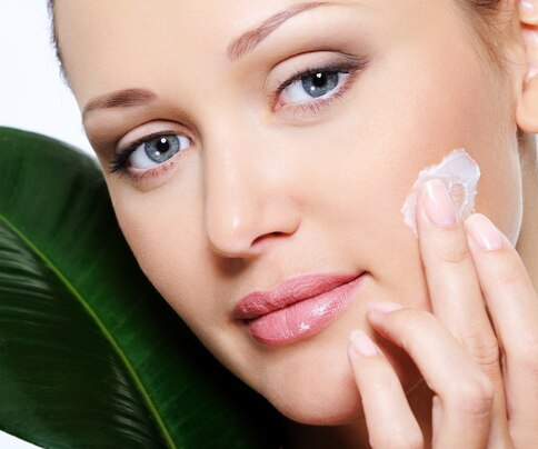 Wajah Terasa Kering? Inilah Pelembap Terbaik untuk 7 Jenis Kulit