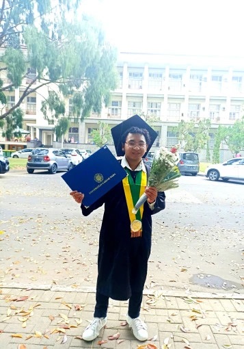 Jalan Panjang Rivaldy, Pemuda dari Nabire Berhasil Jadi Sarjana Kedokteran di UGM