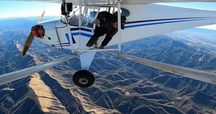 Sengaja Jatuhkan Pesawat Demi Cuan, YouTuber Ini Dipenjara 6 Bulan