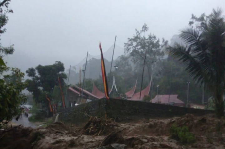 3 Kecamatan di Kabupaten Agam Diterjang Longsor dan Banjir Bandang