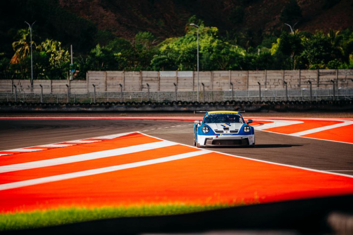 Febby Sagita Siap <i>'Fight'</i> di Balapan Debut Porsche Sprint Challenge