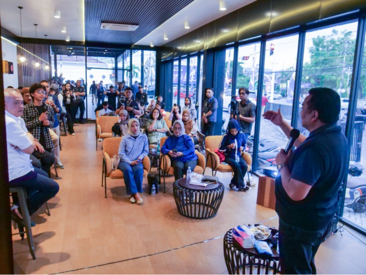 Rachmat Gobel Ajak Milenial Gorontalo Majukan Daerahnya