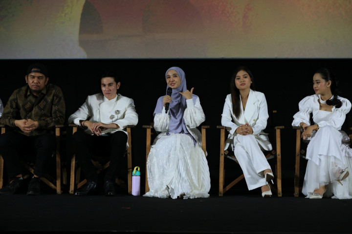 Laudya Cynthia Bella Belajar tentang Kesabaran dari Siti Raham Istri Buya Hamka