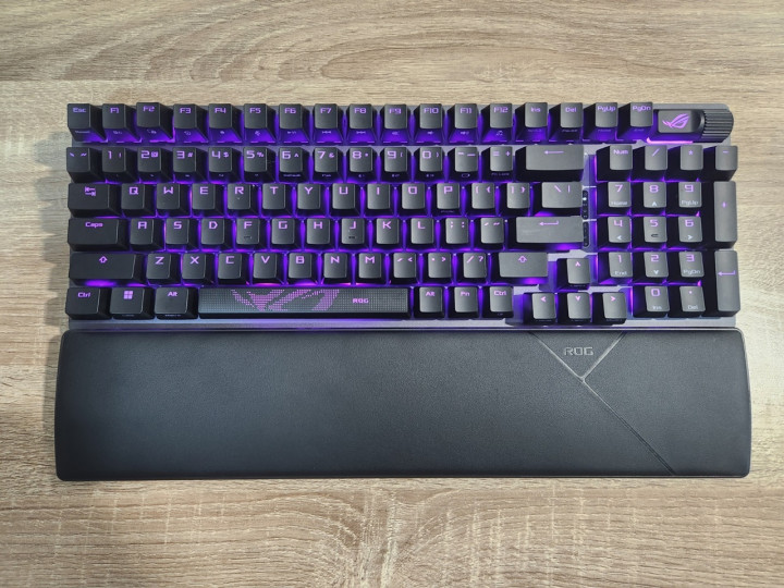 Asus ROG Strix Scope II 96 Wireless, Pengalaman Keyboard Wireless Terbaik
