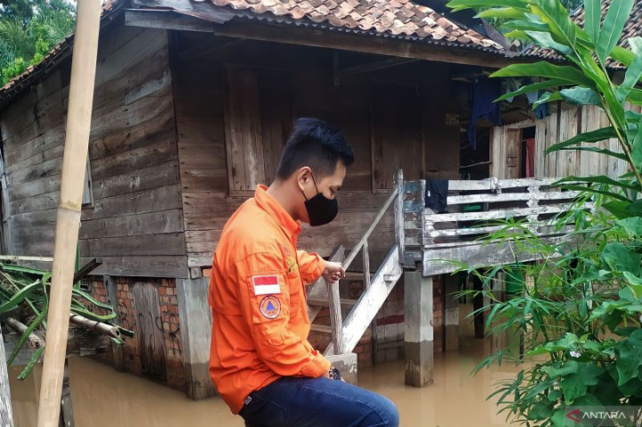 250 Rumah Warga OKU Sumsel Terendam Banjir