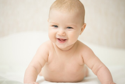 6 Tips Memilih Produk Perawatan Kulit yang Tepat untuk Bayi