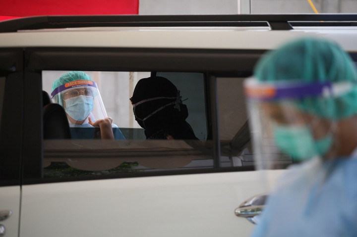 Virus Covid-19 Kembali Merebak, Warga Diminta Pakai Masker Lagi