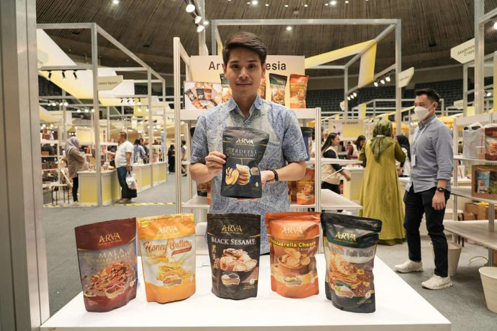 UMKM EXPO(RT) BRILIANPRENEUR 2023 Bawa Keripik Tempe <i>Go International</i> Raih Kontrak dari Singapura