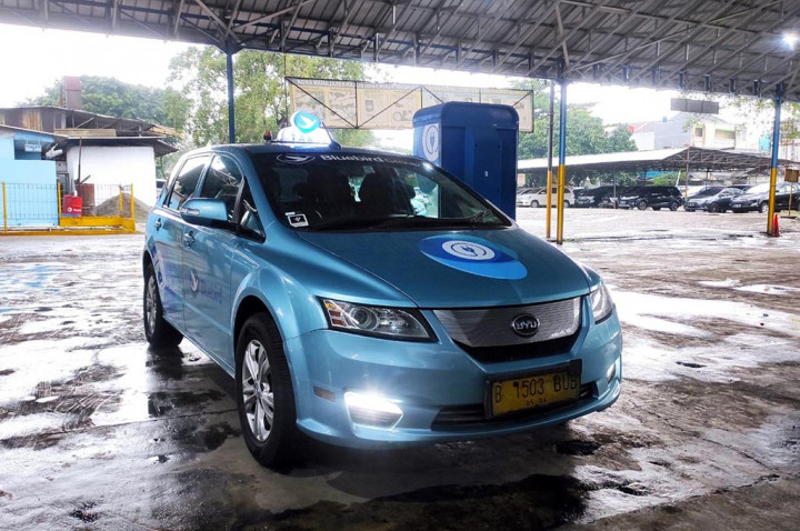 Bluebird Bakal Borong Ratusan Unit Mobil Listrik Tahun Depan