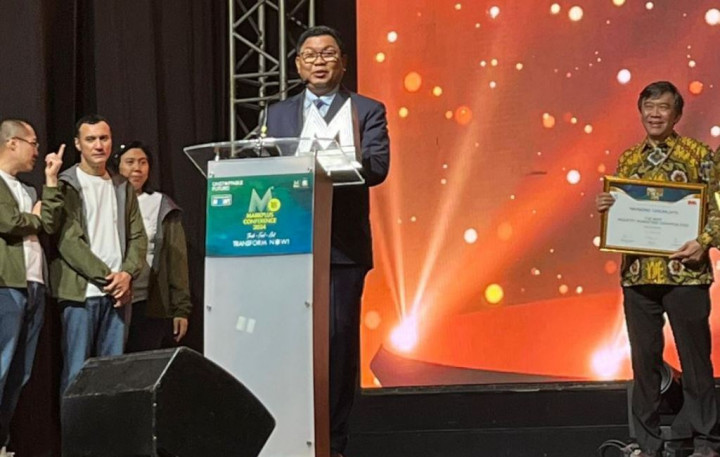 Selamat! Direktur Utama Bank Mandiri Raih Marketeer of The Year 2023