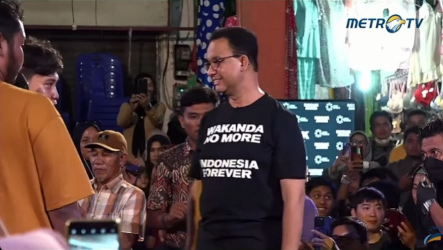 Anies Promosikan Kebebasan Lewat Kaus <i>Wakanda No More, Indonesia Forever</i>