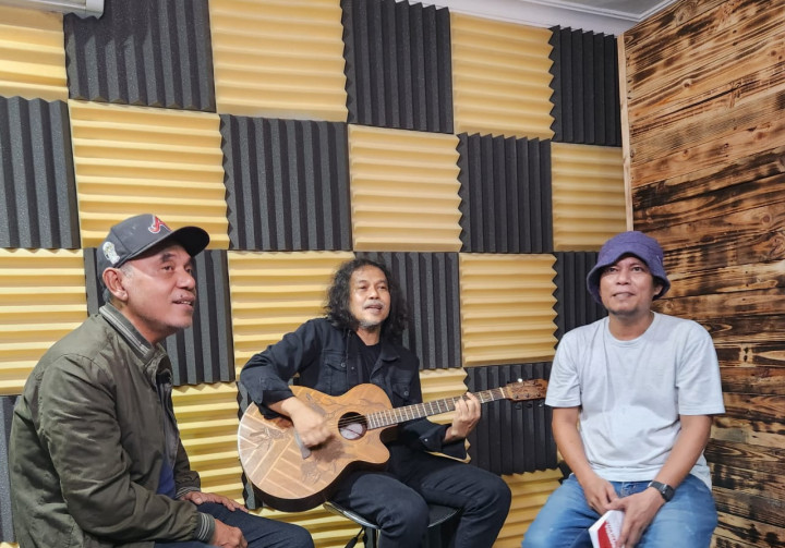 Sejumlah Musisi Rilis Single Sindiran Terhadap Putusan MK