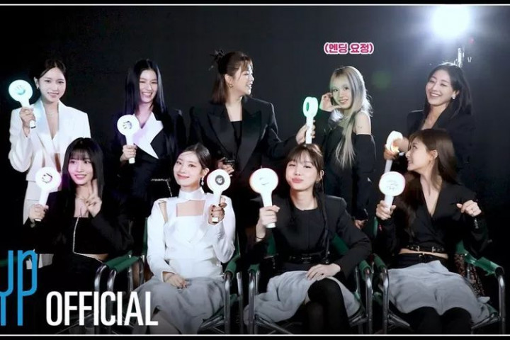 Mengenal Candybong, Lightstick TWICE untuk Konser Ready to Be