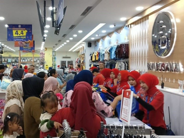 Perluas Pasar, Toko Retail Ini Ekspansi Bisnis di Cianjur