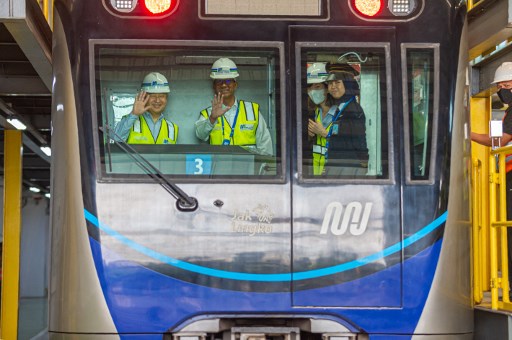 Kepada Jokowi, PM Jepang Komitmen Lanjutkan Pembangunan MRT Jalur Timur-Barat