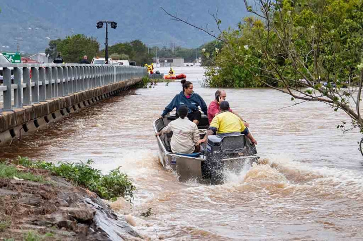 Lebih dari 300 Orang Diselamatkan dari Banjir Dahsyat di Australia