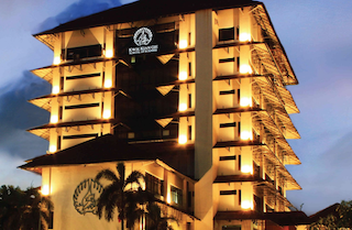 IBI Kwik Kian Gie Gelar Talkshow Senjakala Televisi