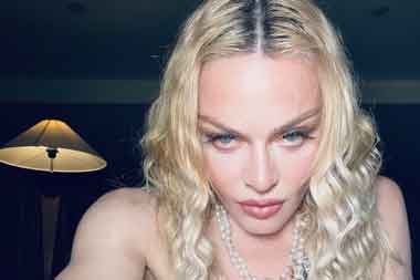 Cerita Ratu Pop Madonna Hampir Mati karena Infeksi