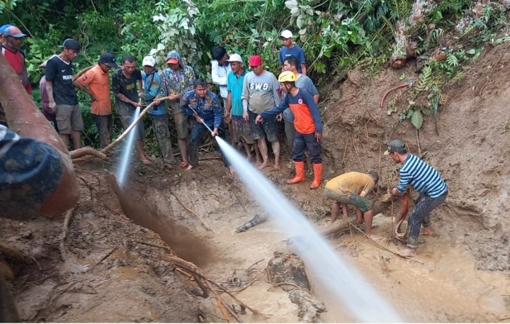 2 Warga Agam Tewas Tertimbun Longsor Saat Kerja Bakti Bersihkan Irigasi