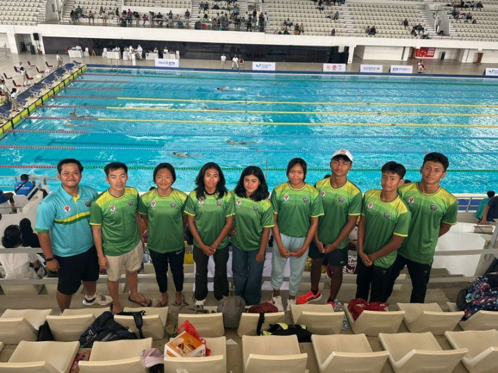 Atlet Renang Unesa Borong 6 Medali di Ajang Indonesia Open Aquatic Championship 2023
