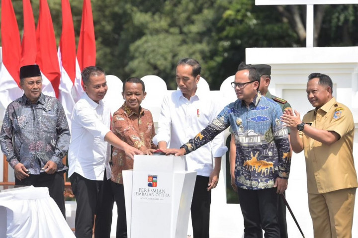 Jokowi Resmikan Jembatan Otto Iskandar Dinata Bogor