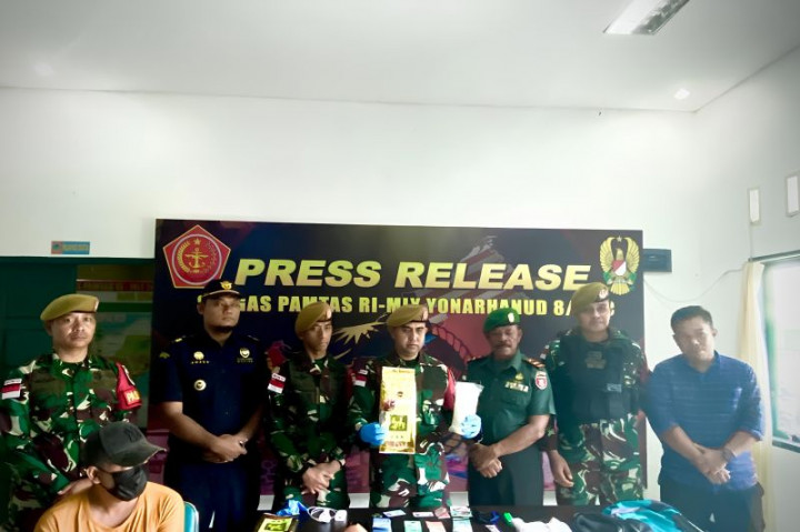 Satgas Pamtas Bekuk Kurir Sabu Lintas Negara di Nunukan