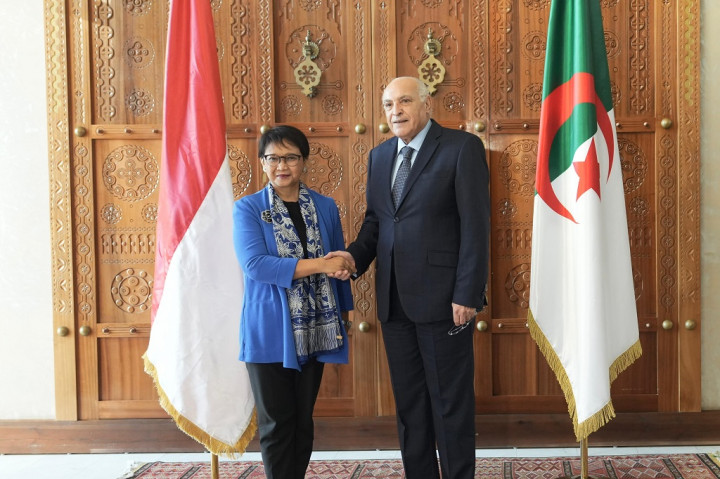 Kunjungan Perdana ke Aljazair, Menlu Retno Serukan Penguatan Kerja Sama Ekonomi