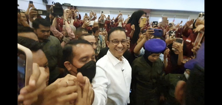 Anies Janji Traktir Makan Malam Jika Warga Temui Metromini di Jakarta