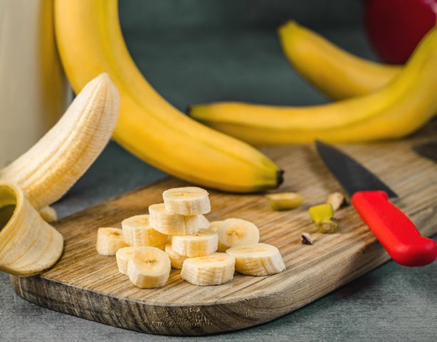 Konsumsi Pisang Sebelum Tidur, Bisa Dapatkan 4 Manfaat Ini!