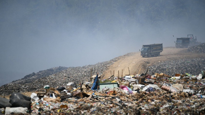 Kaleidoskop 2023 Bandung dan Sekitarnya: OTT Wali Kota Hingga Kebakaran TPA Sarimukti