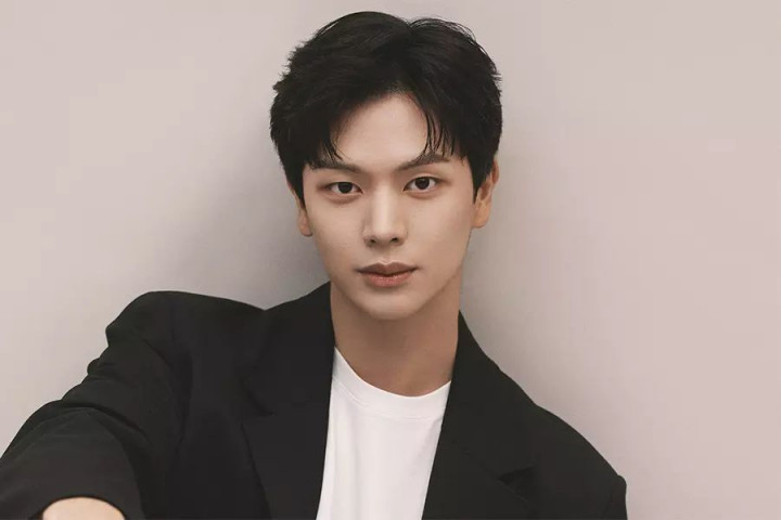Sungjae BTOB Gabung Agensi Baru